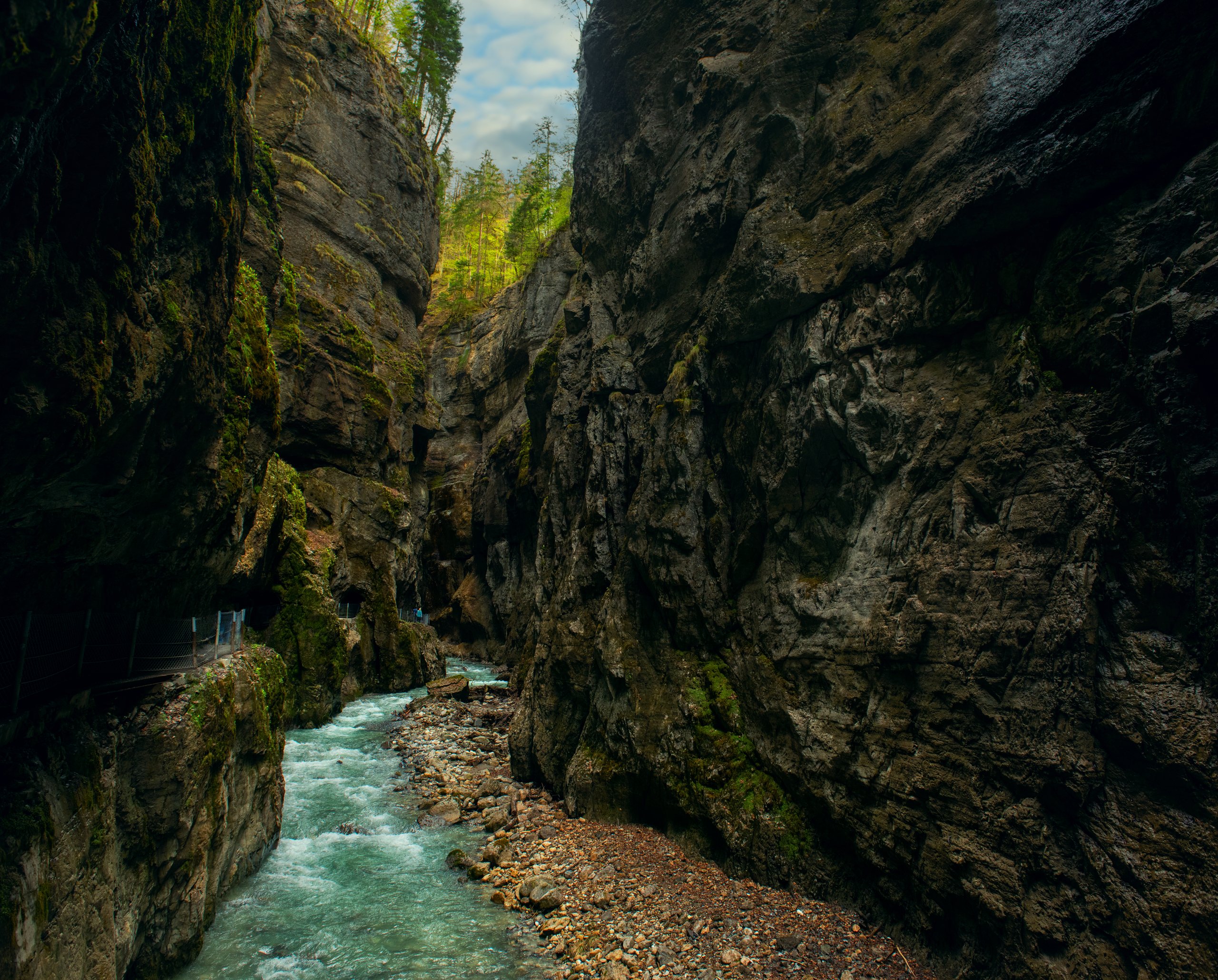 Gorge mystical photo with emerald green water